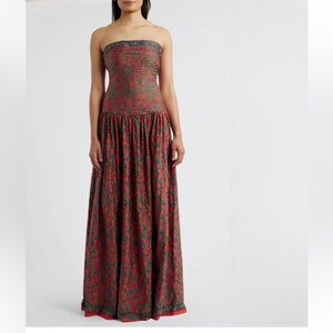 SANI Iviaya riorai rieatea urop-vaist
Gown Size M New w tags $498 Scarlett Fleur